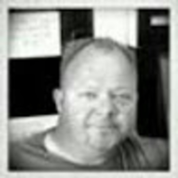 Meet your Posher, Steve combs - Picture 1 of 1